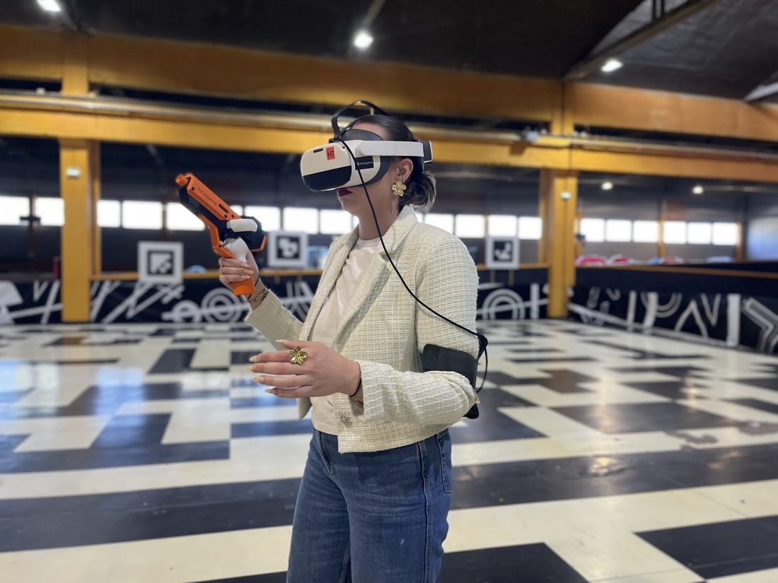 Une session de réalité virtuelle en arène free-roaming chez Team Square